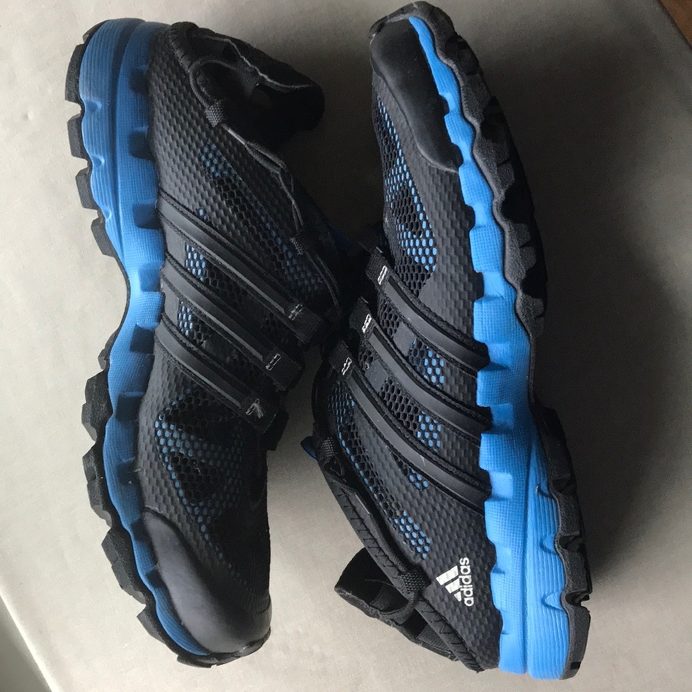 Adidas Outdoor water sneakers with bungee lacing